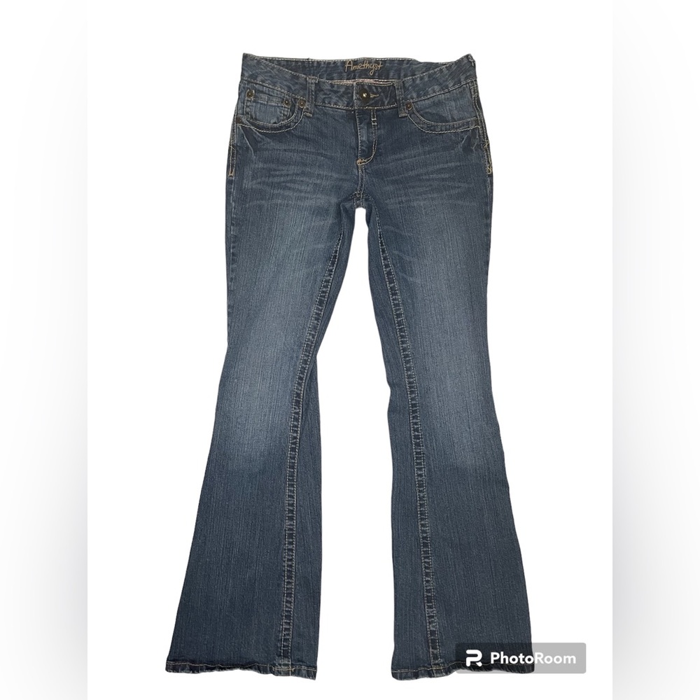 Women’s Low Rise Amethyst Medium Wash Jeans